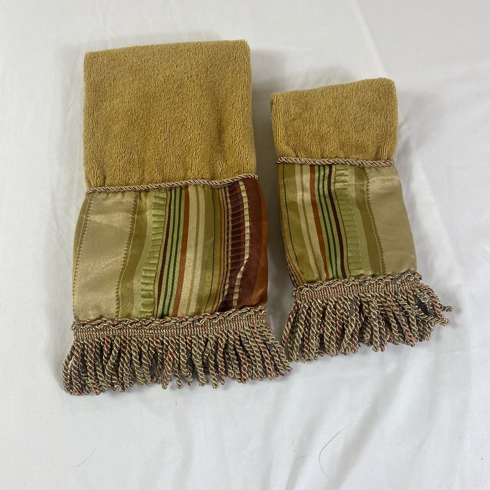 Olive Green Striped Fringe Hand Towel Set